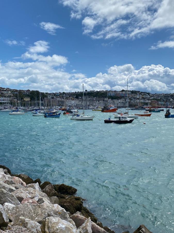 Apartamento Little Trevio - Seaside Haven With Parking And Sea Views Brixham Exterior foto
