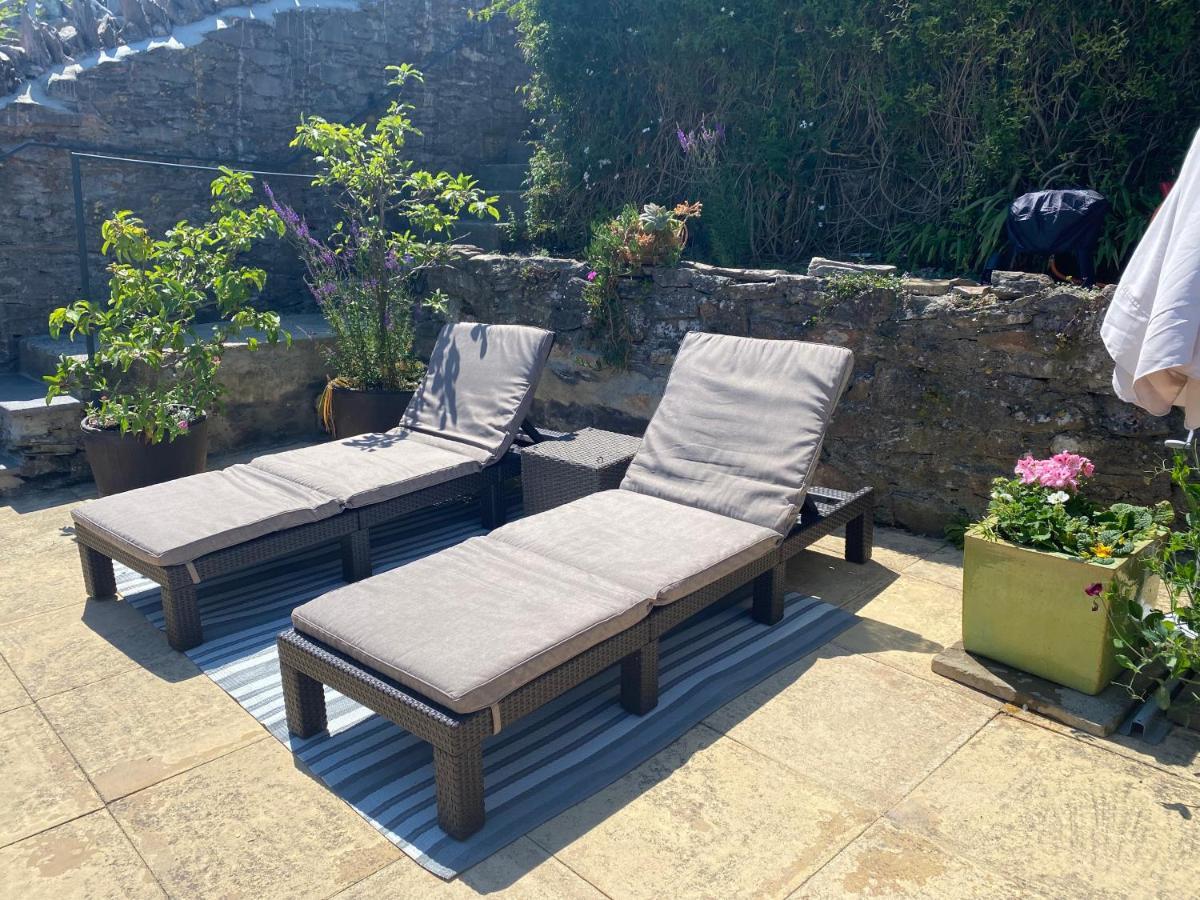 Apartamento Little Trevio - Seaside Haven With Parking And Sea Views Brixham Exterior foto